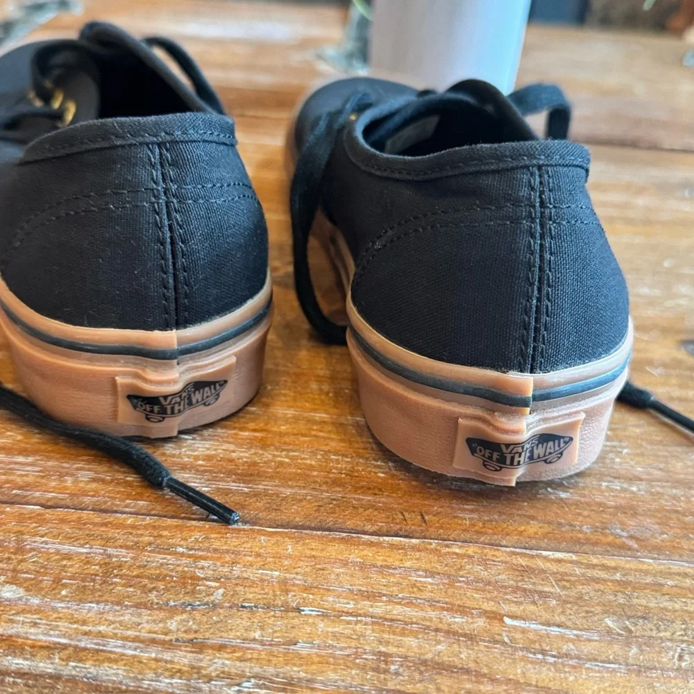 Authentic Vans - Picture 4 of 9